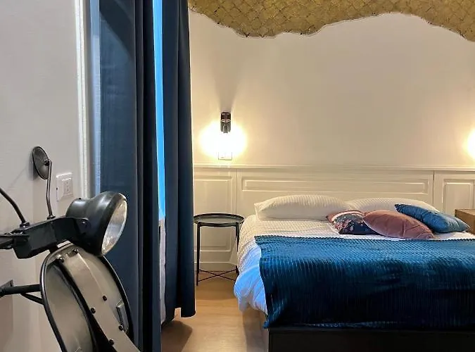 Domus Avi - Guest House